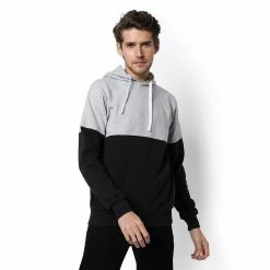 Campus Sutra Men Full Sleeve Hooded Sweatshirt